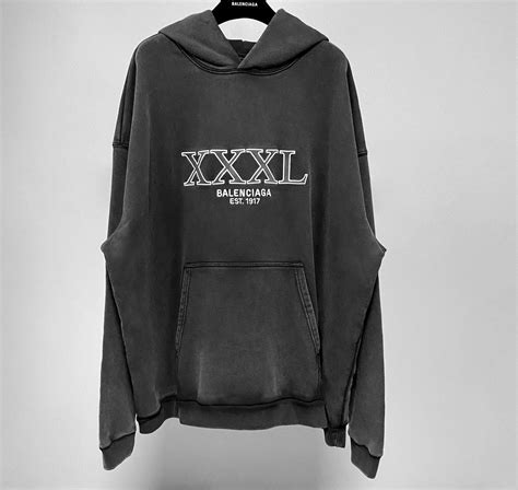 balenciaga xxxl hoodie.